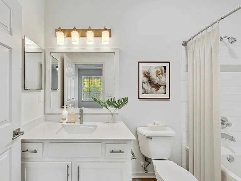 Halston Harris Bridge