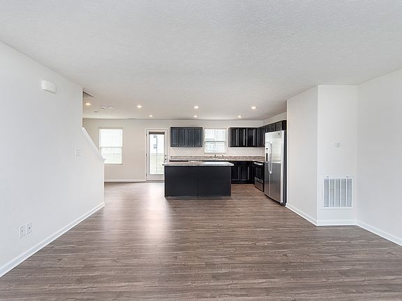 5th image of 155 Campus Ln