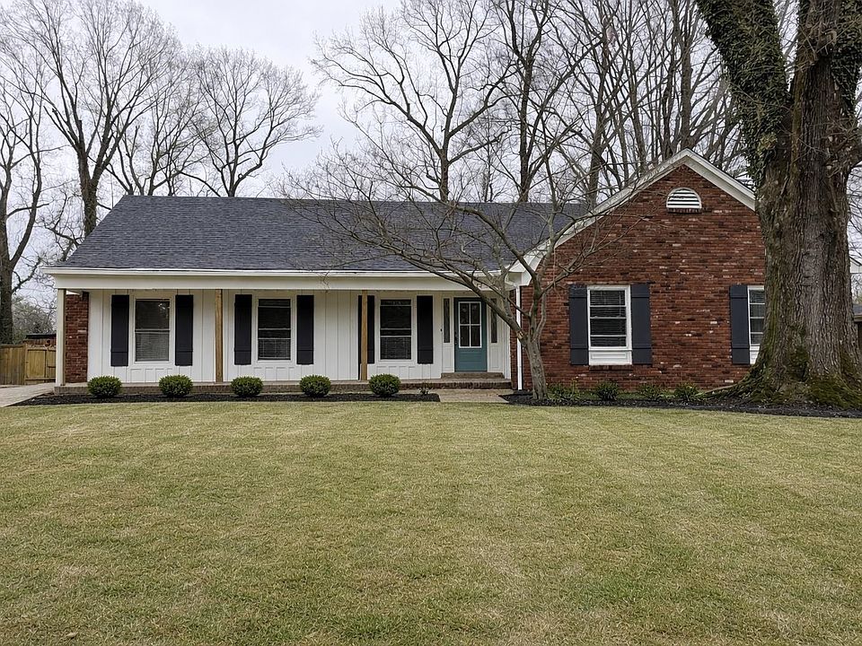 1st image of 3122 Glenfinnan Rd