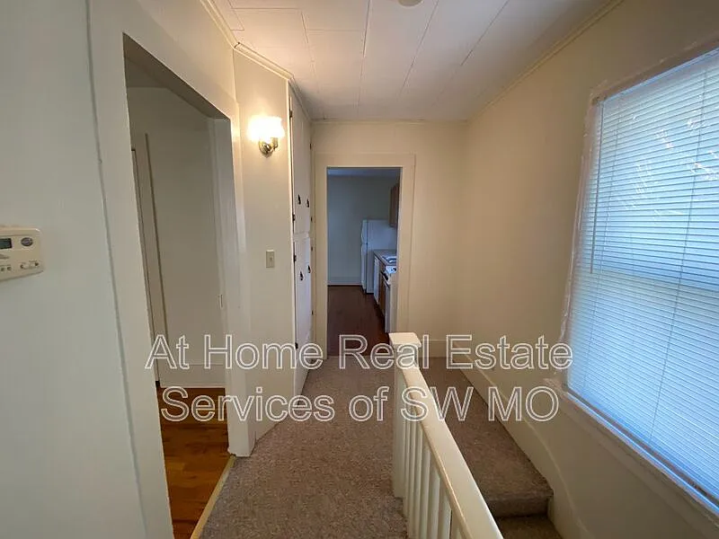 1 bed, 1.0 bath, $575 — Photo 2