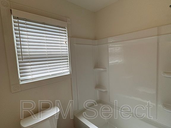 5th image of 2328 Mogan Ave