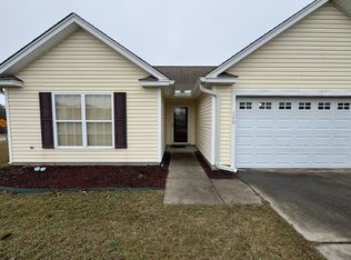 120 Battery Creek Dr, Gaston, SC 29053