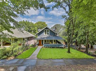 912 State St, Hood River, OR 97031