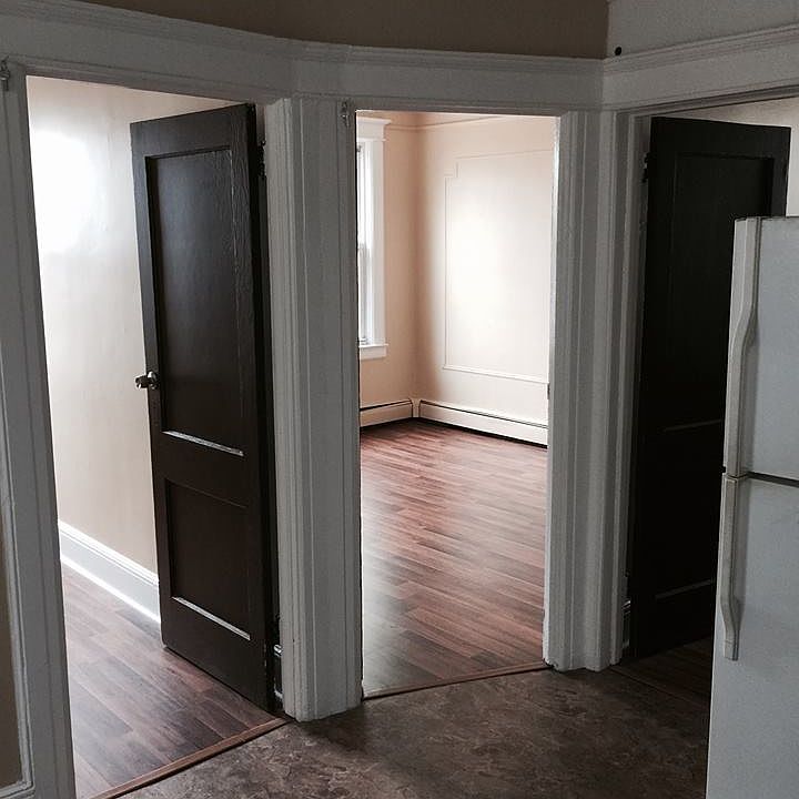 2nd image of 126 W 19th St APT 3