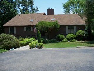 1st image of 114 Club House Dr