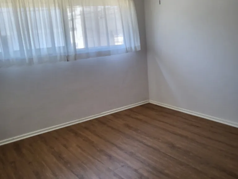 10424 Tabor St — Photo 2