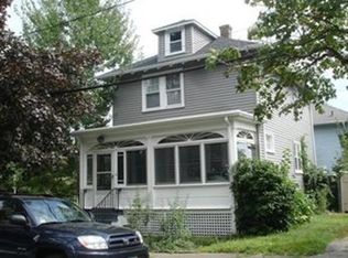 2 Oakland Ave, Quincy, MA 02170