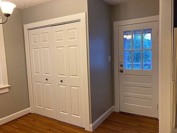 Main level laundry 