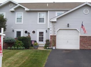 1494 Yorktown Dr, Lawrence, PA 15055