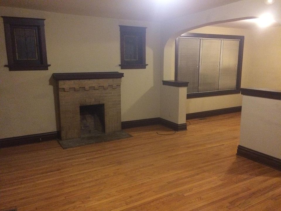 1st image of 2131 Forest Ave