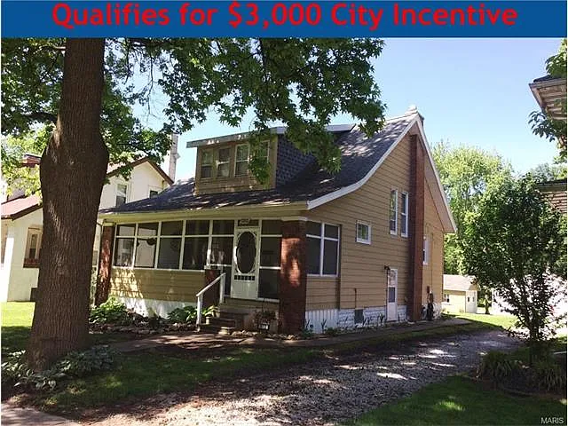 1512 Washington St photo 1