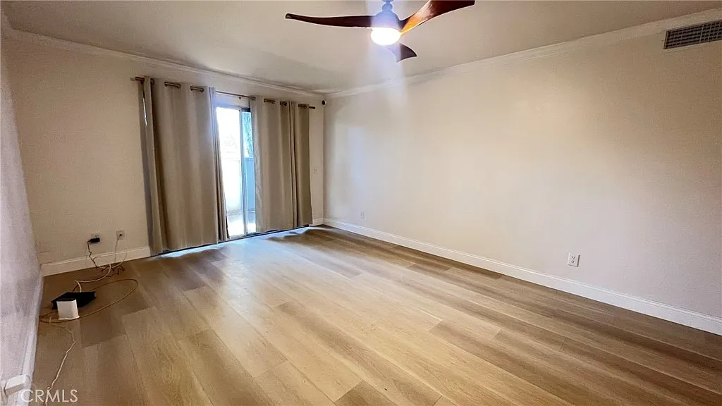 2 bed, 994 sqft, $2,200 — Photo 4
