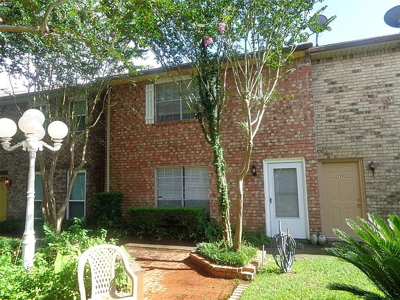 2nd image of 1403 Blalock Rd APT 12