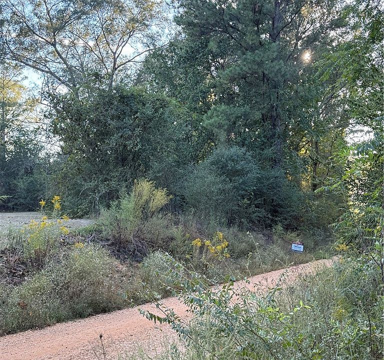 2nd image of 618 Grover Pate Rd