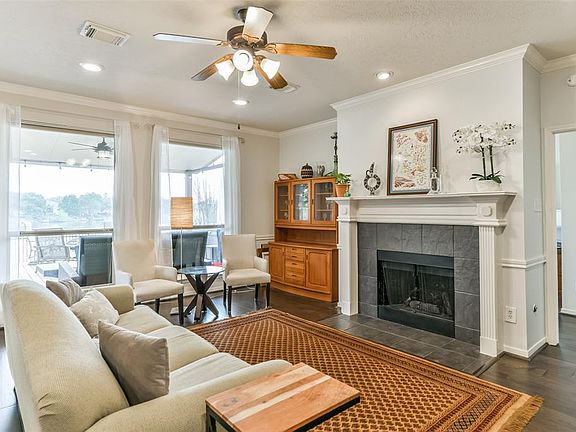 4th image of 1515 Roaring Springs Lane