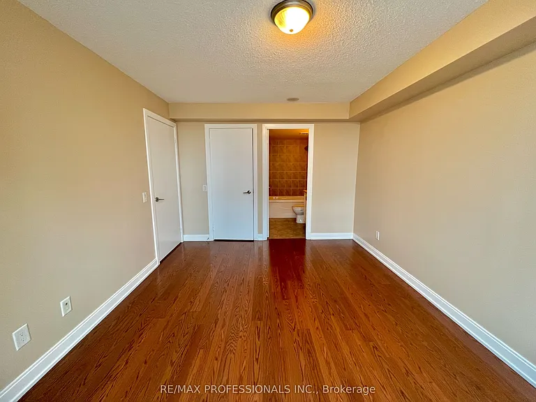 25 Viking Ln #1548 — Photo 8