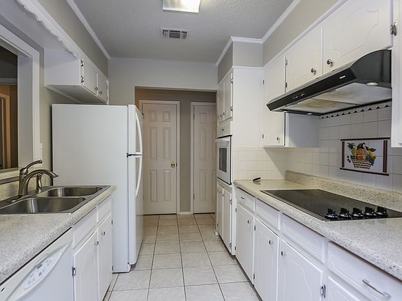 5th image of 5623 Helmick Ave