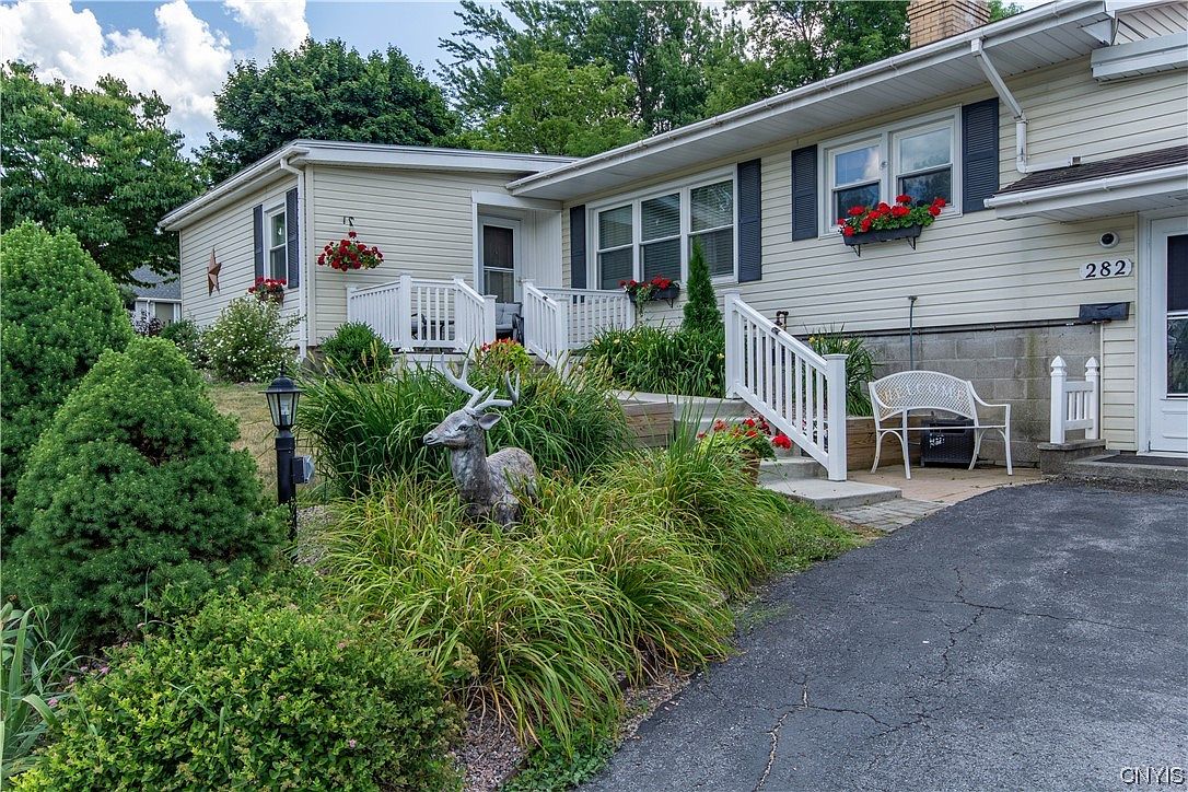 282 Thompson Blvd, Watertown, NY 13601 MLS S1473758 Zillow