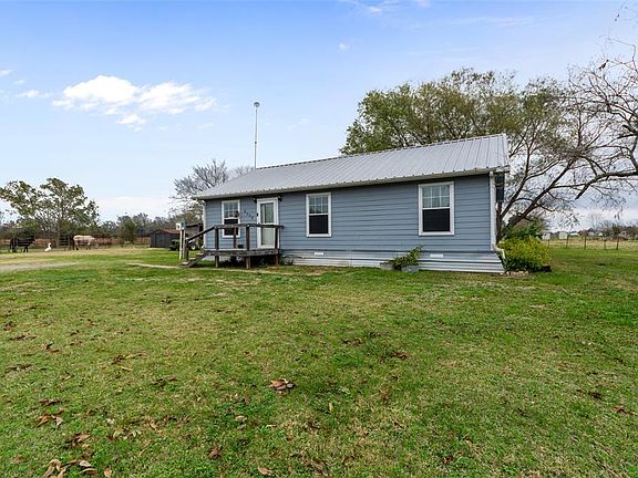 2nd image of 3503 Private Road 2174