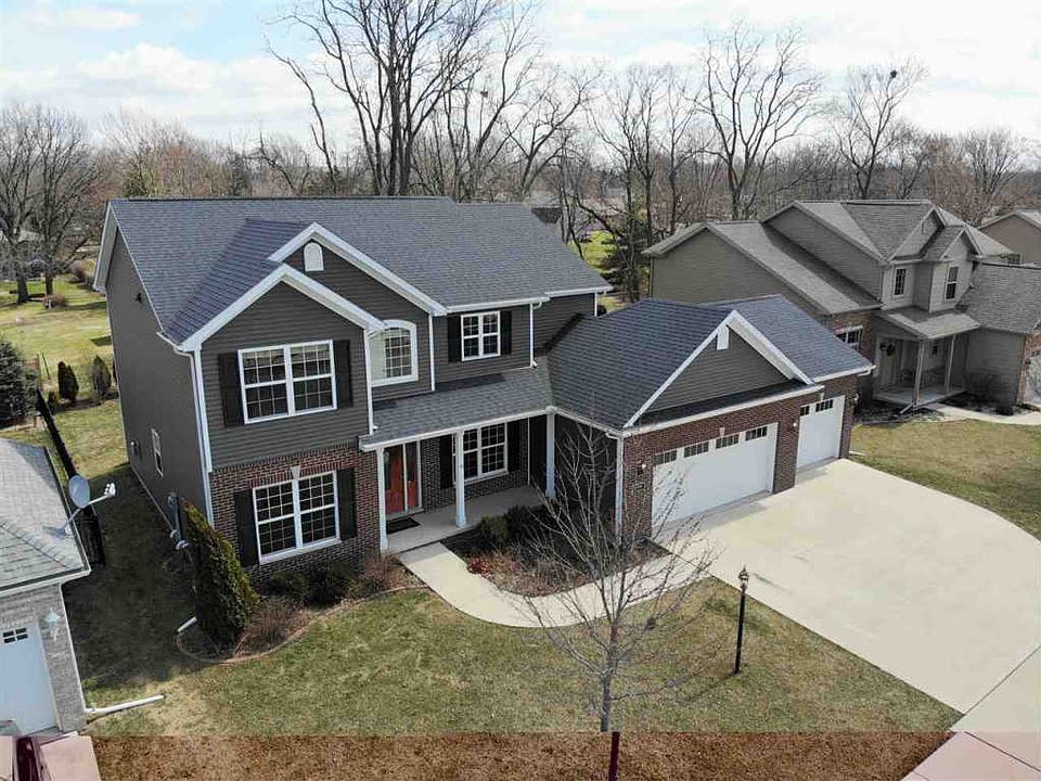2nd image of 10016 N Brookshire Dr