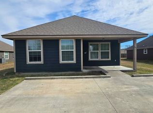 104 Dainwood St, Silsbee, TX 77656