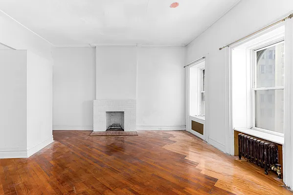 Rented by Lexiti Realty Corp | media 11