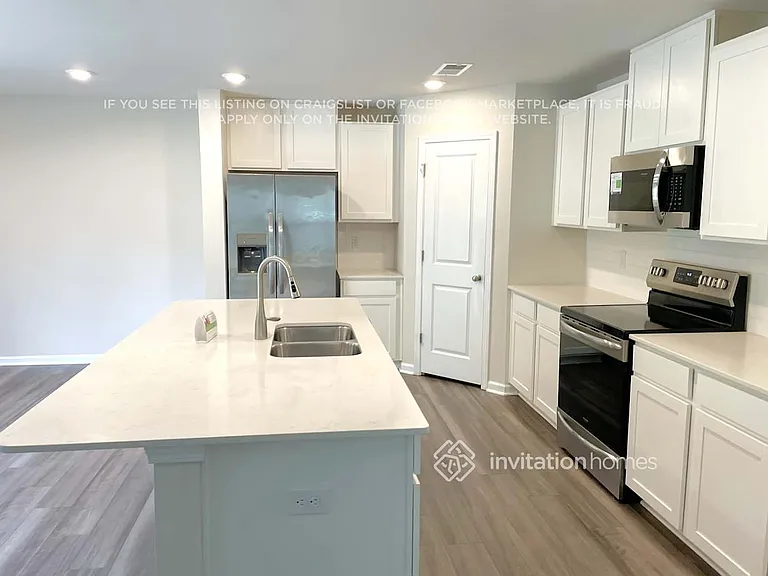 2301 Pebble Close Ct — Photo 4