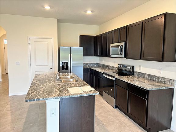 4th image of 34328 Redwood Dawn Ln