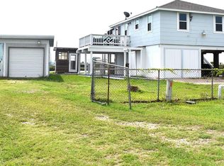 11 Chimaera Rd, Sargent, TX 77414