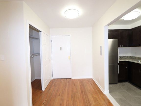 5th image of 4140 Denman St APT 2W