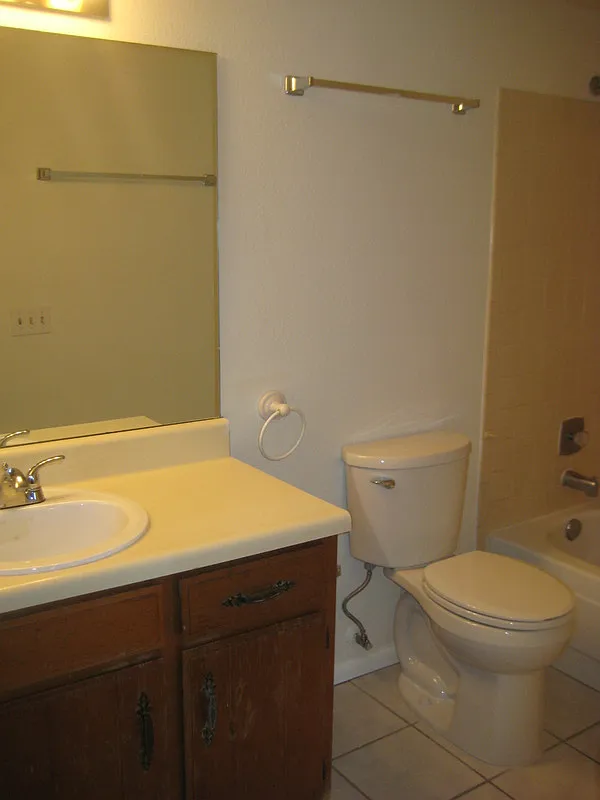 PM16-006 / 6625 E. Golf Links Rd. #2 - 1 — Photo 3