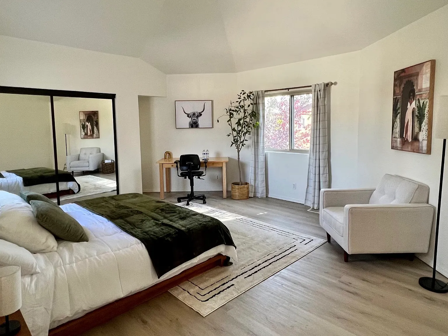 1 bed, 700 sqft, $2,000 — Photo 1