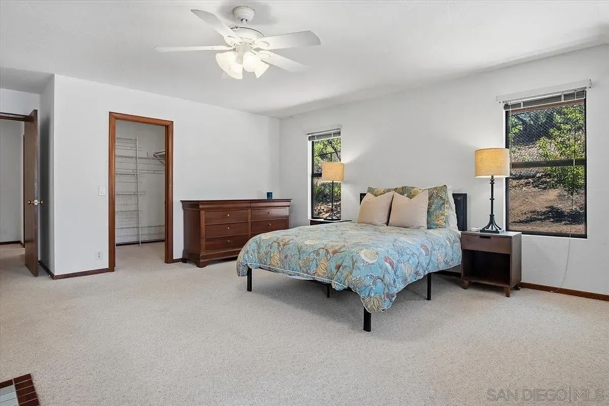 4 bed, 3.0 bath, 2913 sqft, $6,500 — Photo 3