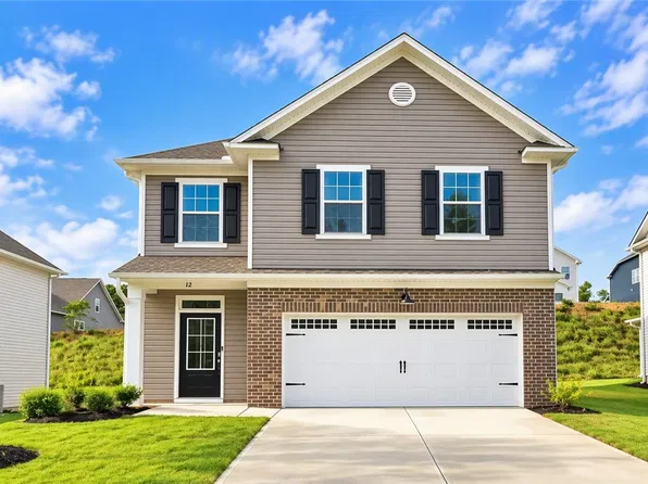 12 Gateway St, Central, SC 29630