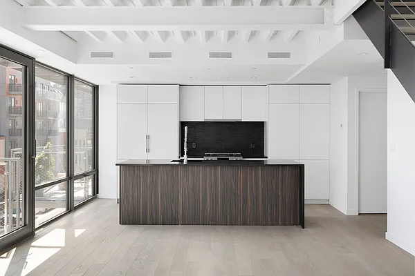 Rented by Kin | media 23