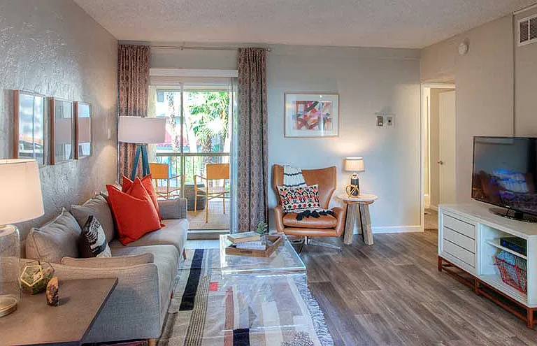 The Venue on Camelback Apartments — Photo 3
