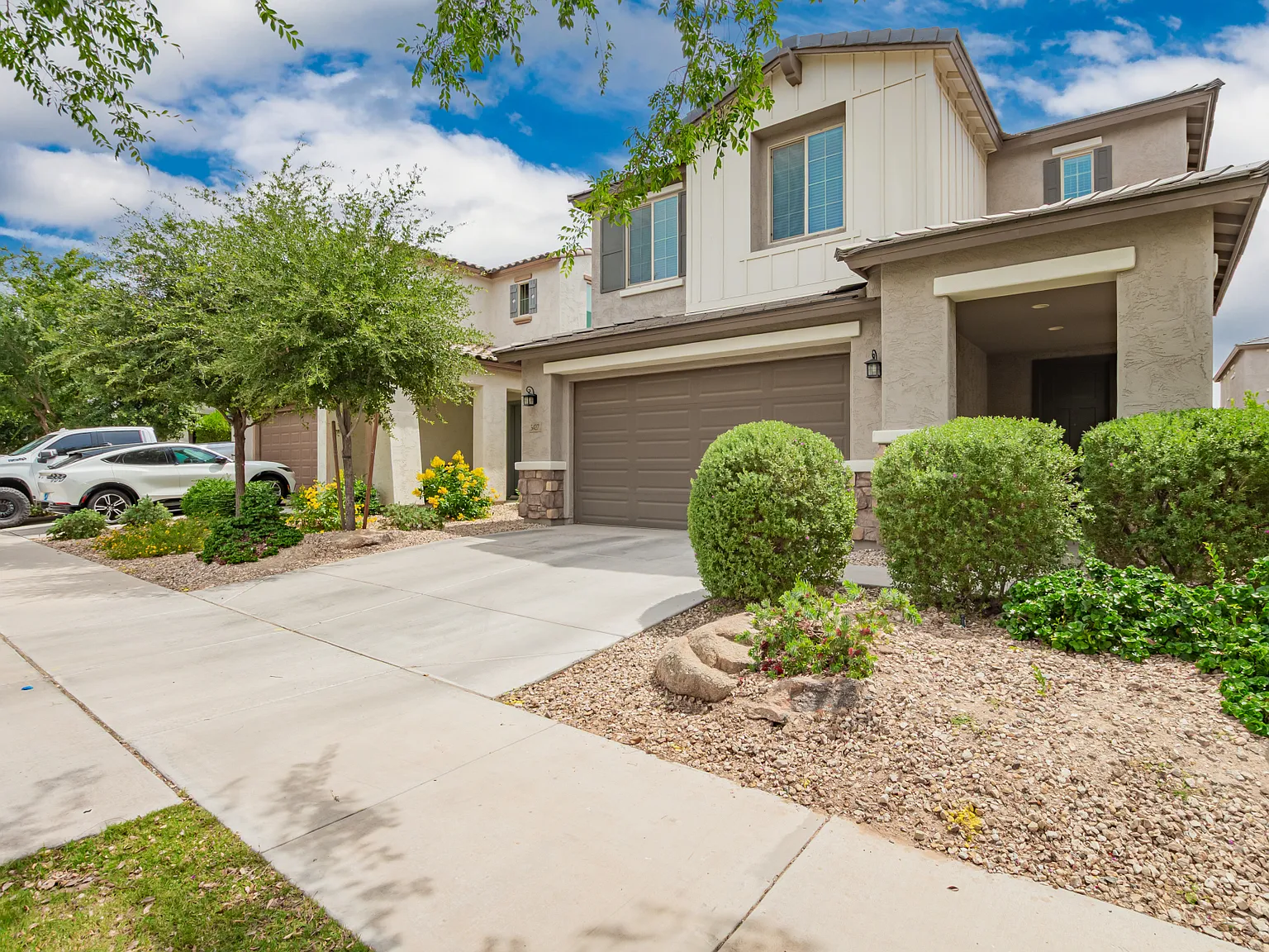 3 bed, 2.5 bath, 1940 sqft, $2,595 — Photo 4