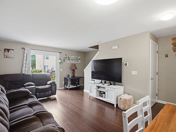 3rd image of 55 Empire St Unit 11