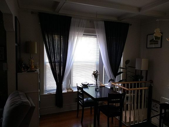 3rd image of 1349 W Berwyn Ave #1