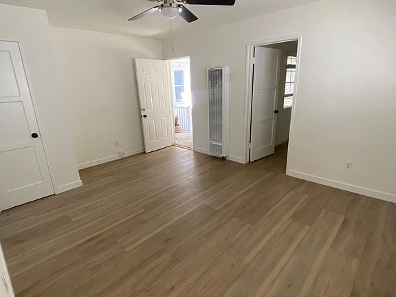 4th image of 821 Amapola Ave #B