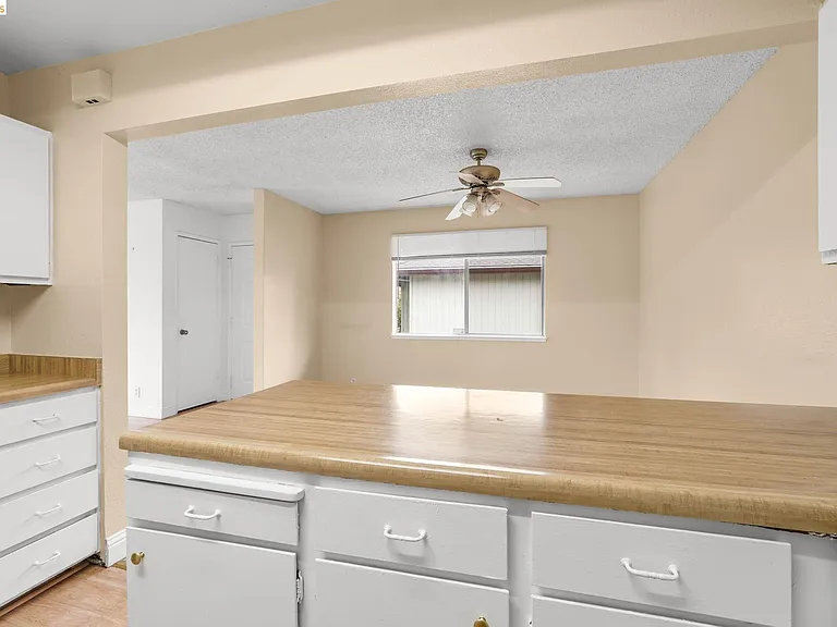 981 Cheryl Ann Cir #40 — Photo 9