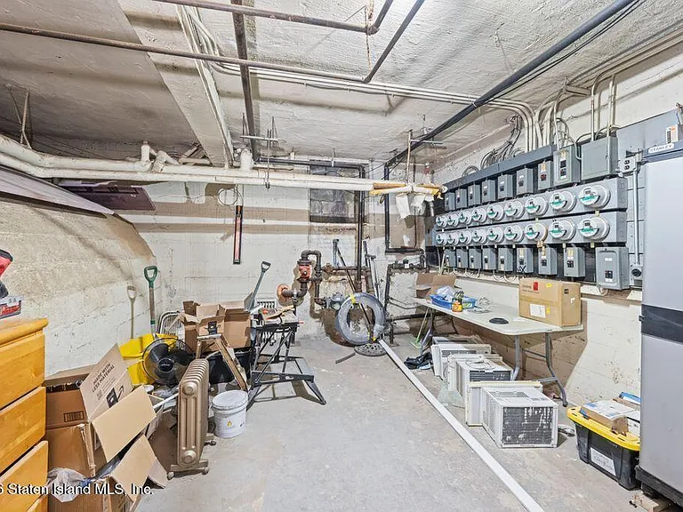 37 Avon Pl #4C — Photo 40