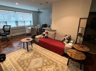 2 Ridelle Ave #105, Toronto, ON M6B 1H4