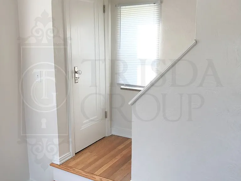 3218 Glendale Ave — Photo 10