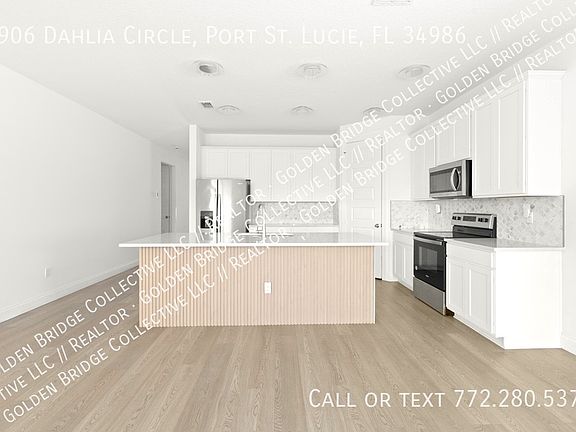 2nd image of 8906 Dahlia Cir