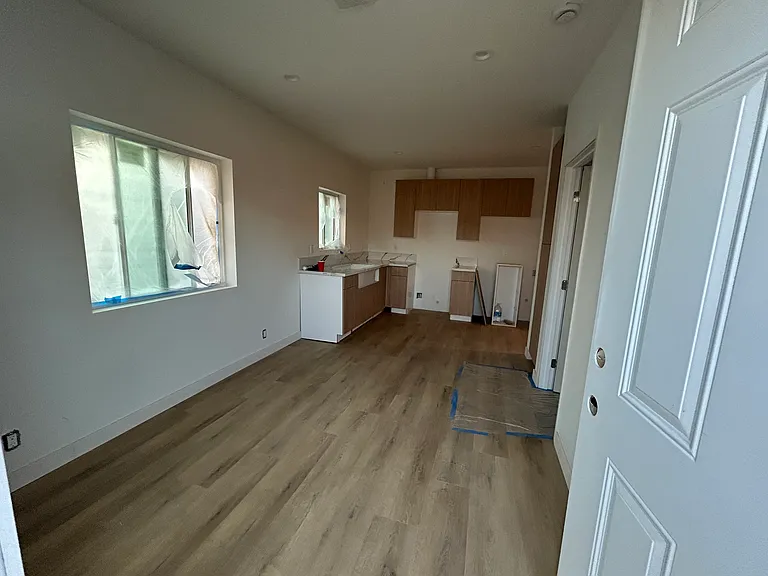 2225 Olive Ave #B — Photo 3