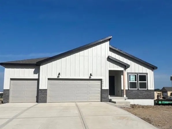 10417 N Holly St, Kansas City, MO 64155
