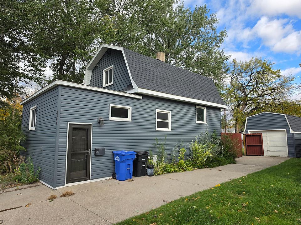 2nd image of 1306 18th St S