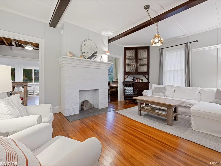 3725 Wickham Ave — Photo 6