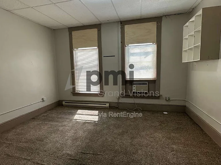 601 Monroe Ave #8 — Photo 11